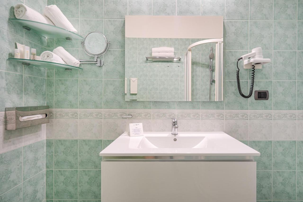 Felix Hotels - Hotel La Baja Santa Caterina Di Pittinuri  Kültér fotó